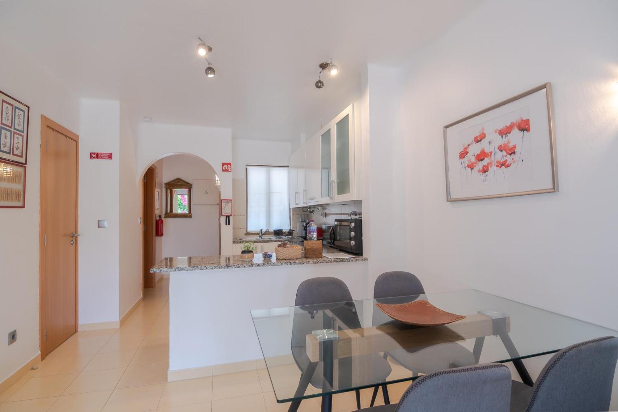 Seacoast Retreat With Pool And Beach Access By Drago Rentals 阿尔布费拉 外观 照片